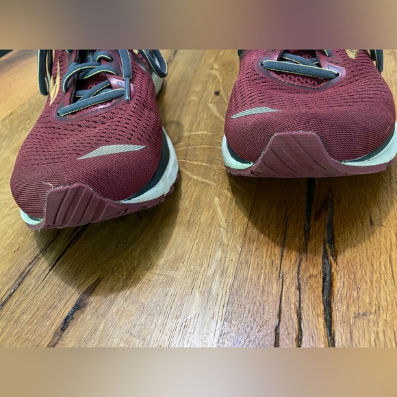 Brooks Adrenaline Superfeet Maroon Athletic Shoes, Excellent Condition, Sz 10.5 - Picture 3 of 10